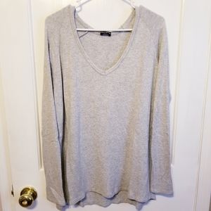Brandy Melville Sweater